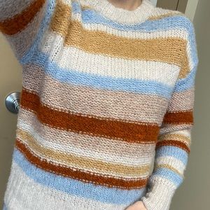 American eagle sweater